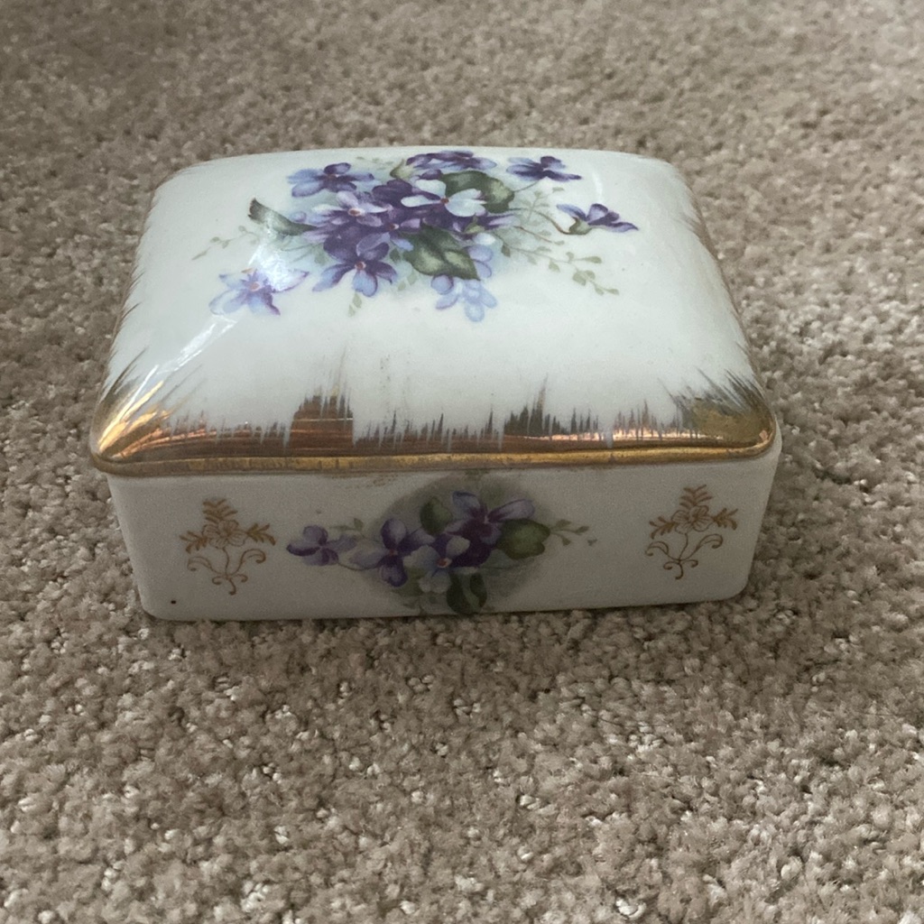Vintage Jewelry Box